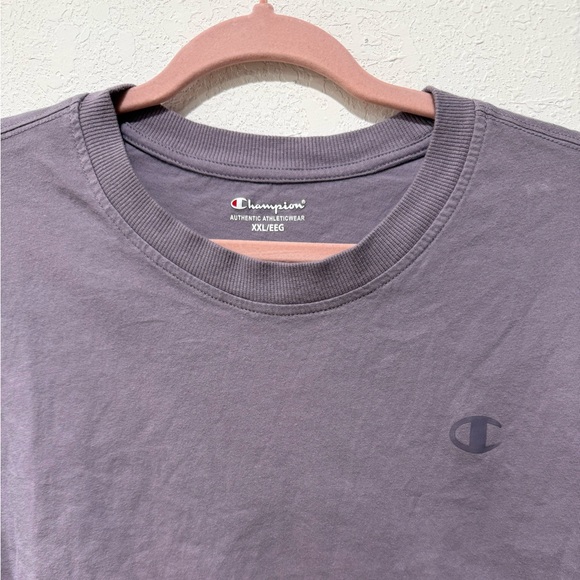 🌈 Champion Men's Lavender Short Sleeve Tee - Picture 2 of 3